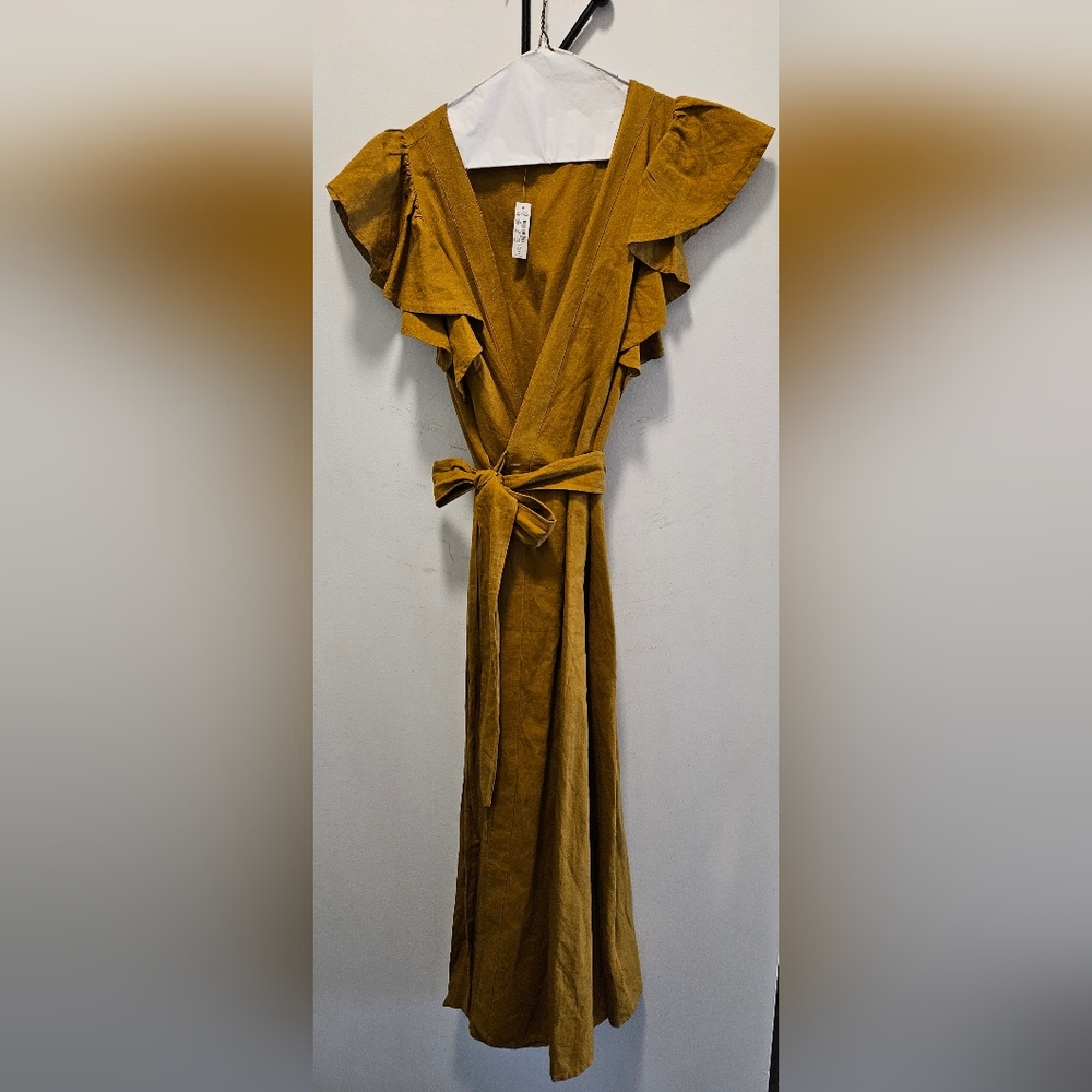Madewell V-neck flutter sleeve wrap dress size medium (NWT)